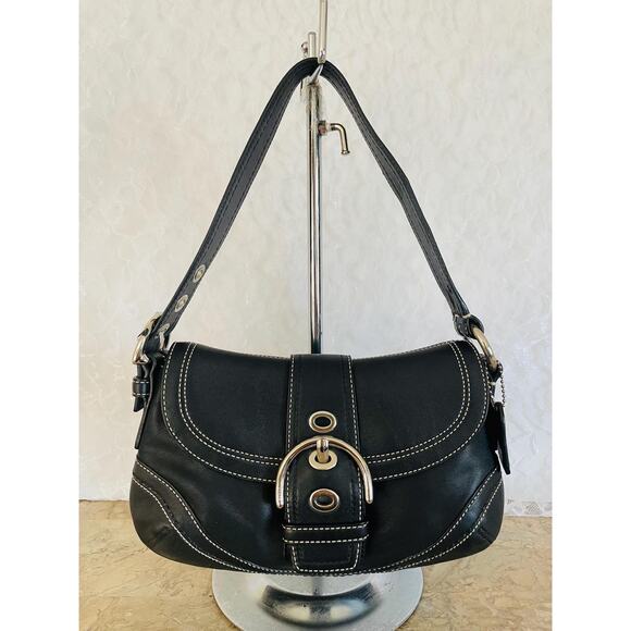 Handbags - Vintage Y2K black Coach Soho Flap leather Shoulder mini Bag 10909